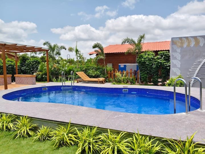 Private Pool at La Cabana Farm Stay